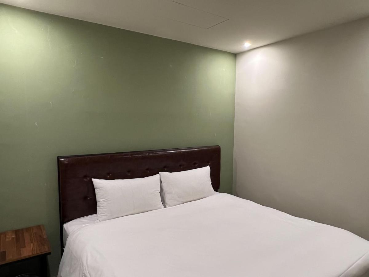 Saint Hostel Beigang Экстерьер фото