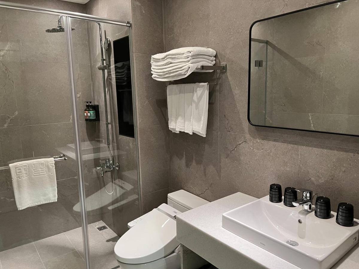 Saint Hostel Beigang Экстерьер фото