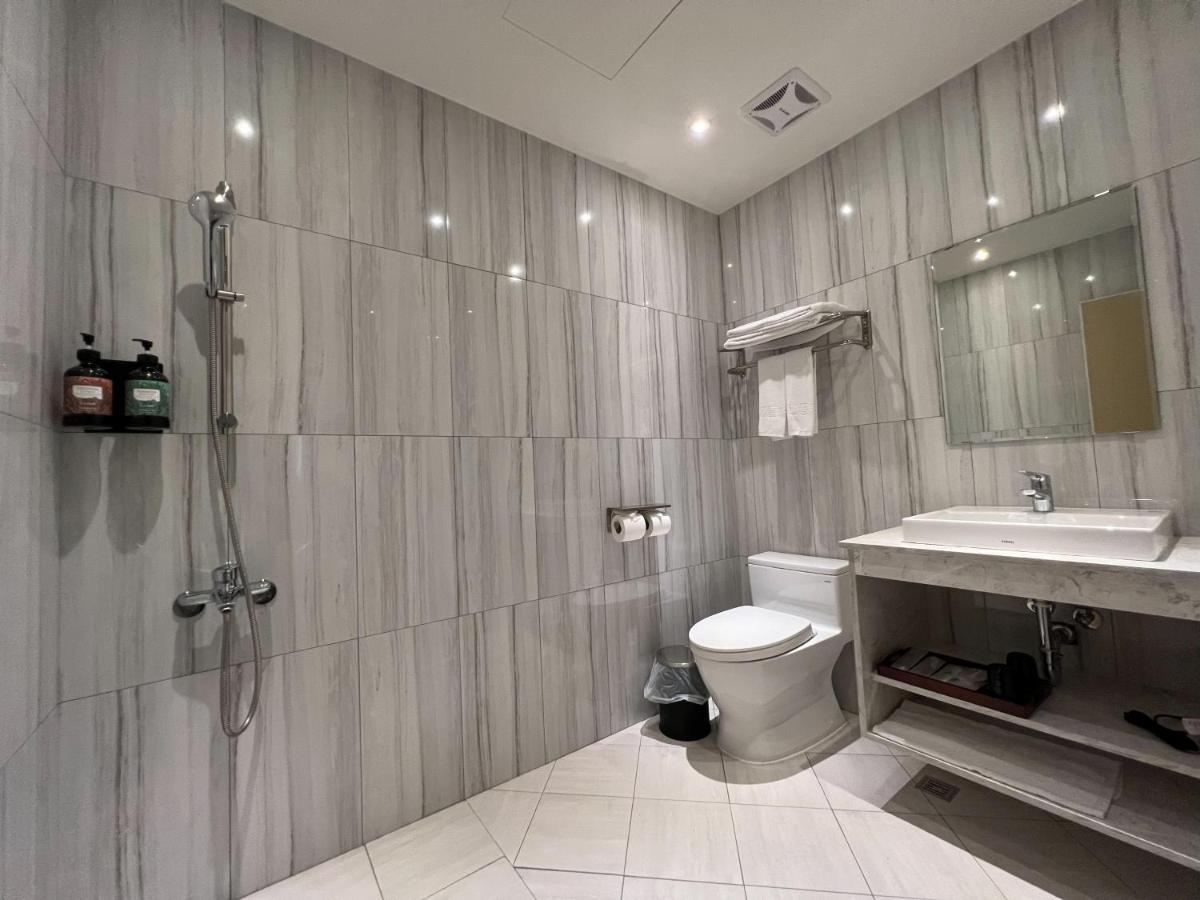 Saint Hostel Beigang Экстерьер фото